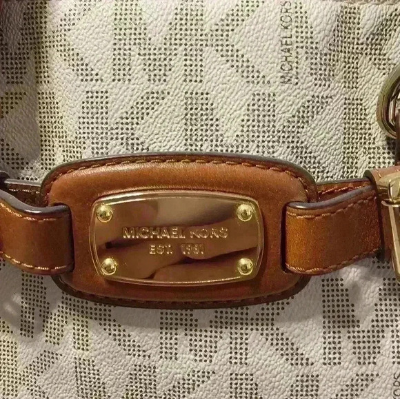 Michael Kors Handbag - Picture 5 of 12